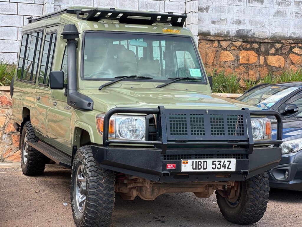 Renting A Safari Car In Uganda With Driver-Guide