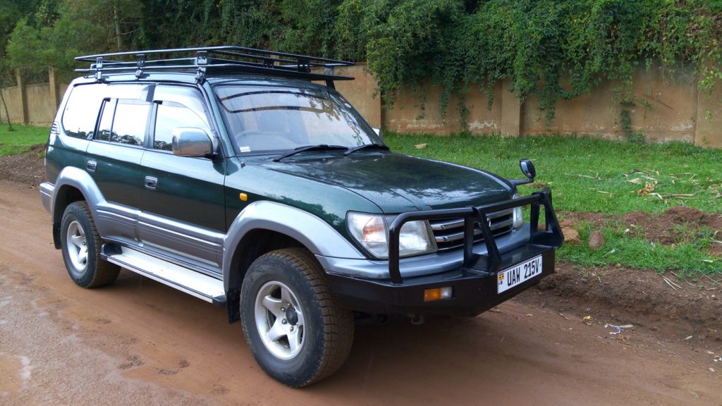Why Rent a 4x4 for Your Uganda Safari